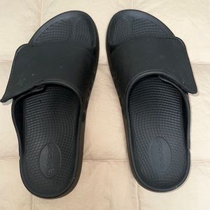 OOFOS slide M10-W12 EU43